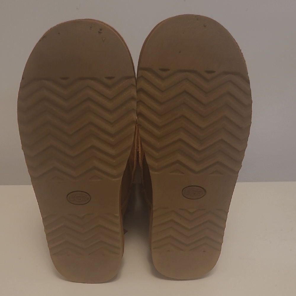 UGG Women's Tan Shearling Boots with Bows - Picture 10 of 16